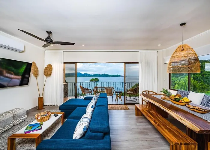 Ocean View, 2 Infinity Pools & Wraparound Terrace Holiday home Playa Flamingo